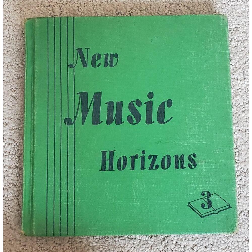 Vintage "New Music Horizons" book copyright 1944 by Silver Burdett Company HTF